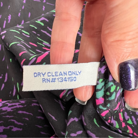 Chic Artistic Feminine 100% Silk Charmeuse Blouse Black & Vivid Print Women’s S - Picture 8 of 10